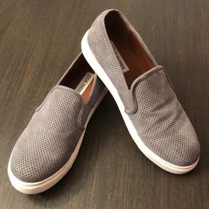 Steve Madden slip on shoes